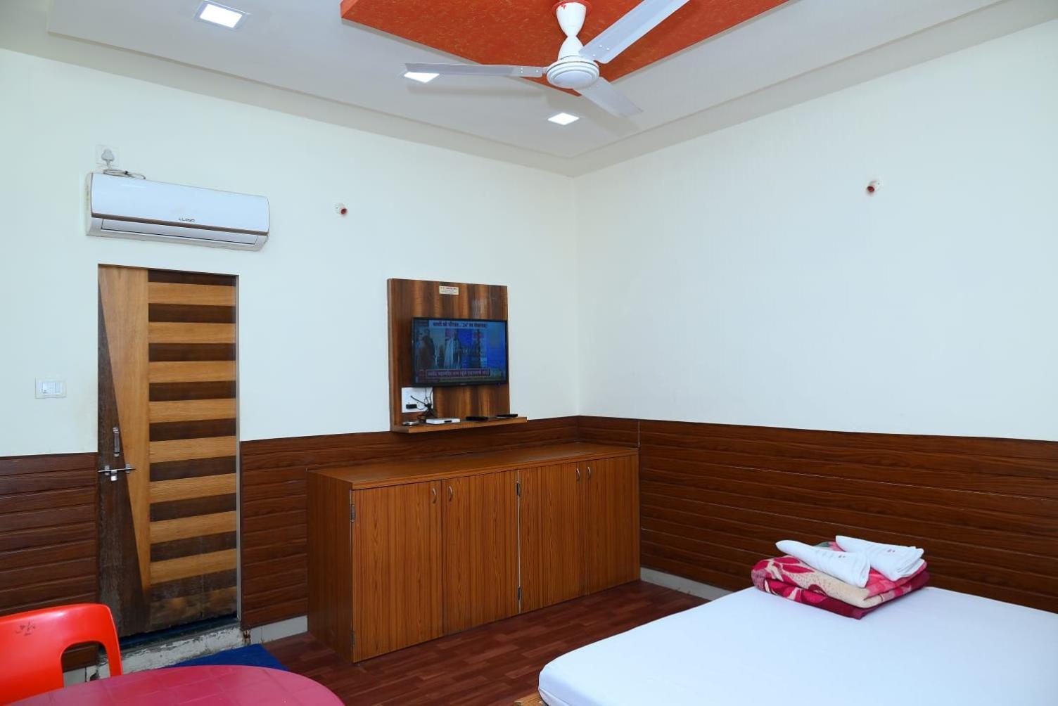 P P Lodging Mangvadi Esterno foto