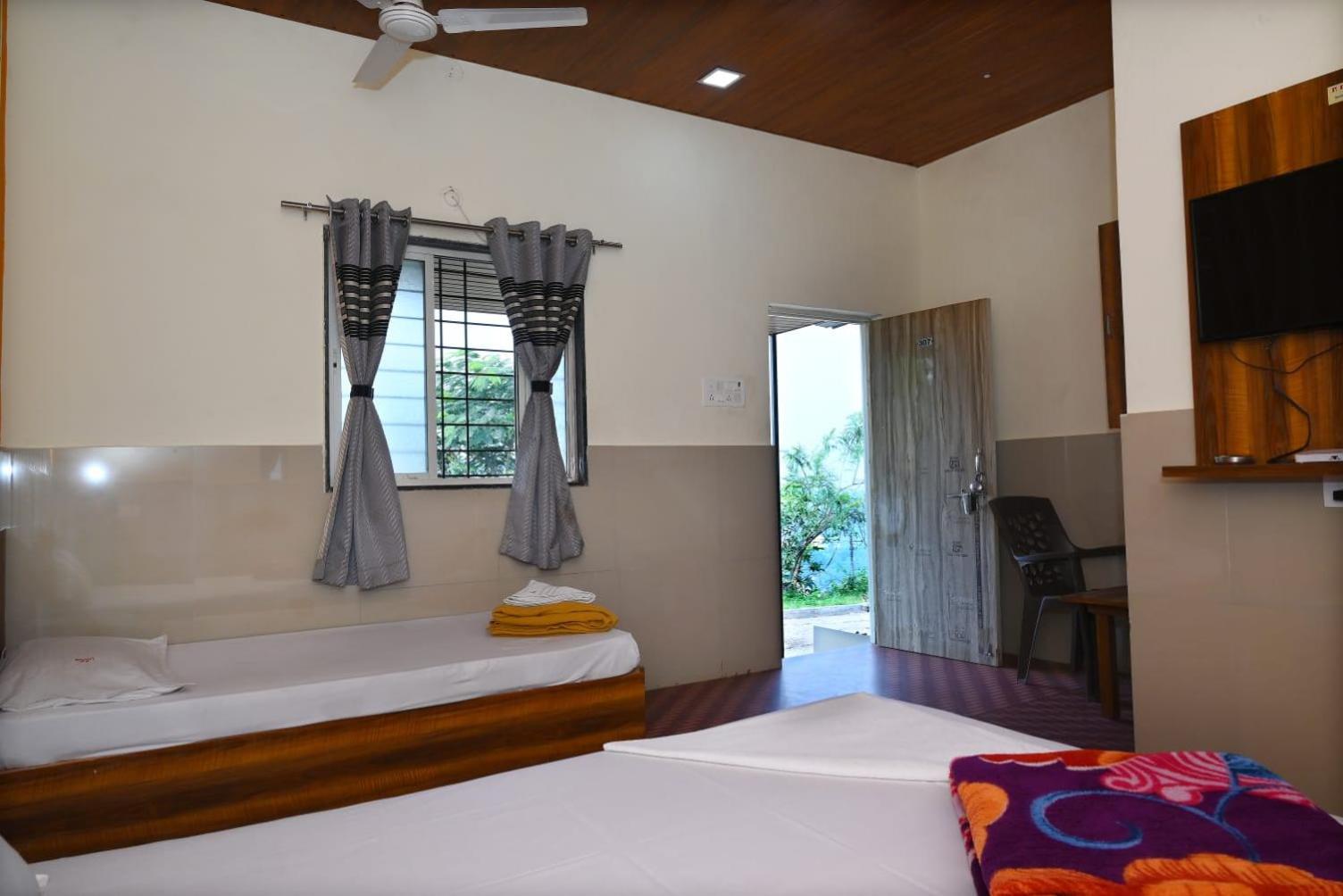 P P Lodging Mangvadi Esterno foto