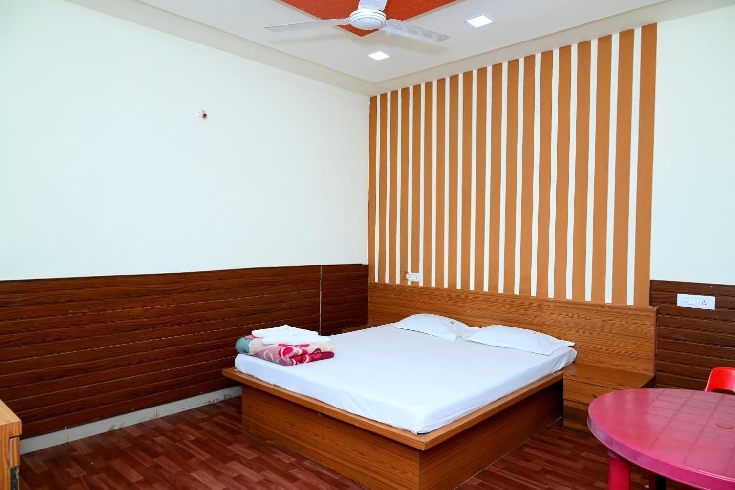 P P Lodging Mangvadi Esterno foto